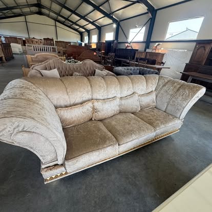 Canapea Arredo Classic, finisaje foiță de aur